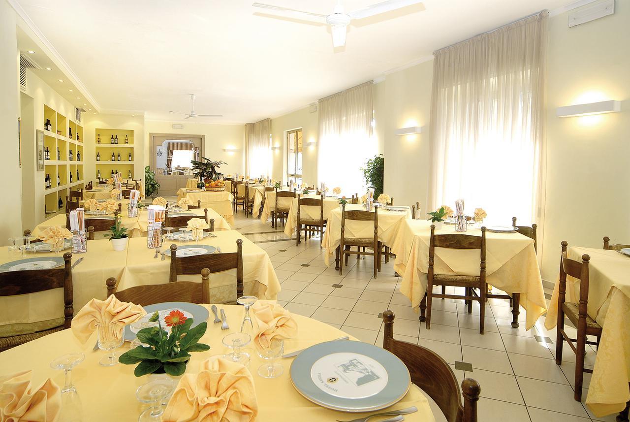 Albergo Savoia ออสเปดาเลตตี ภายนอก รูปภาพ