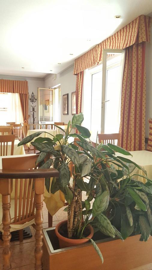Albergo Savoia ออสเปดาเลตตี ภายนอก รูปภาพ